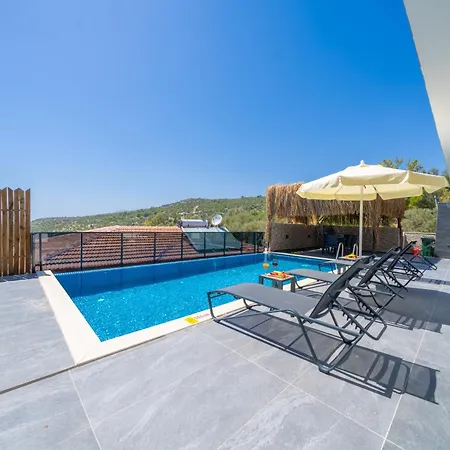 Villa Sakli Cenetler Caykoy